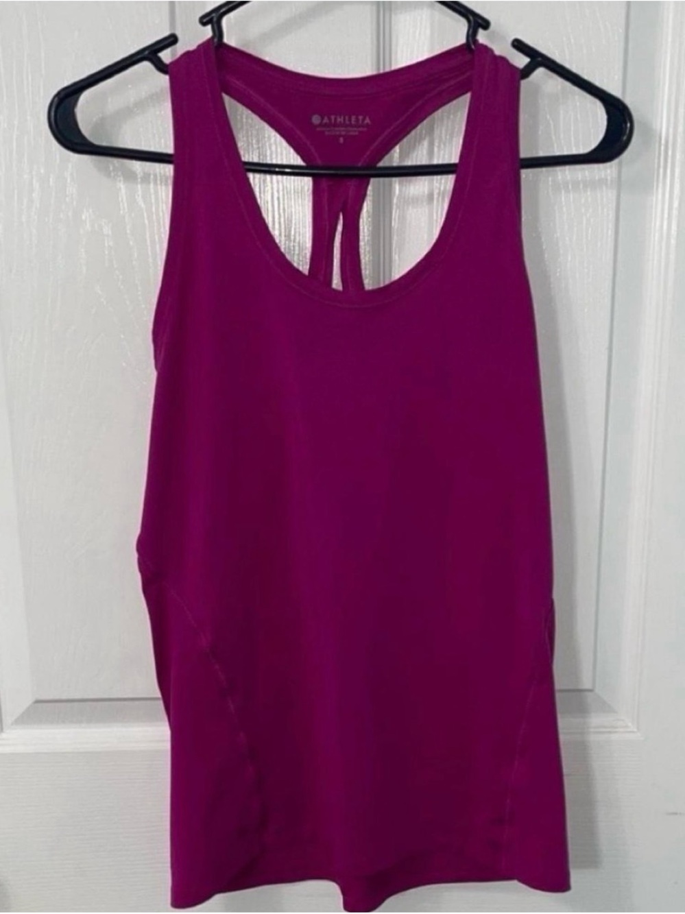 Athleta Women's Magenta Racerback Tank Top